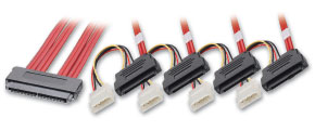Cavo interno SATA Multilane & SAS SFF-8484 a 4 x SFF-8482 + alimentazione 5,25", 0,5m